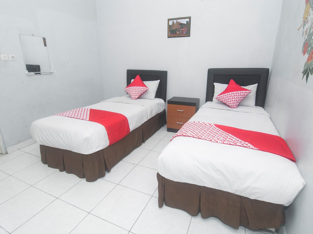 RedDoorz Plus @ Hotel Star 88主图