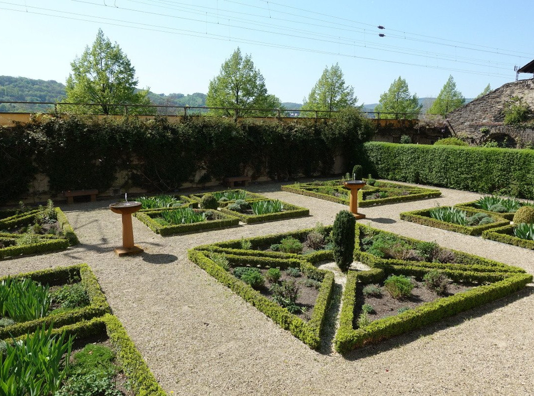 Dachsenhausen餐馆和美食-Winzerkeller Schloss Philippsburg