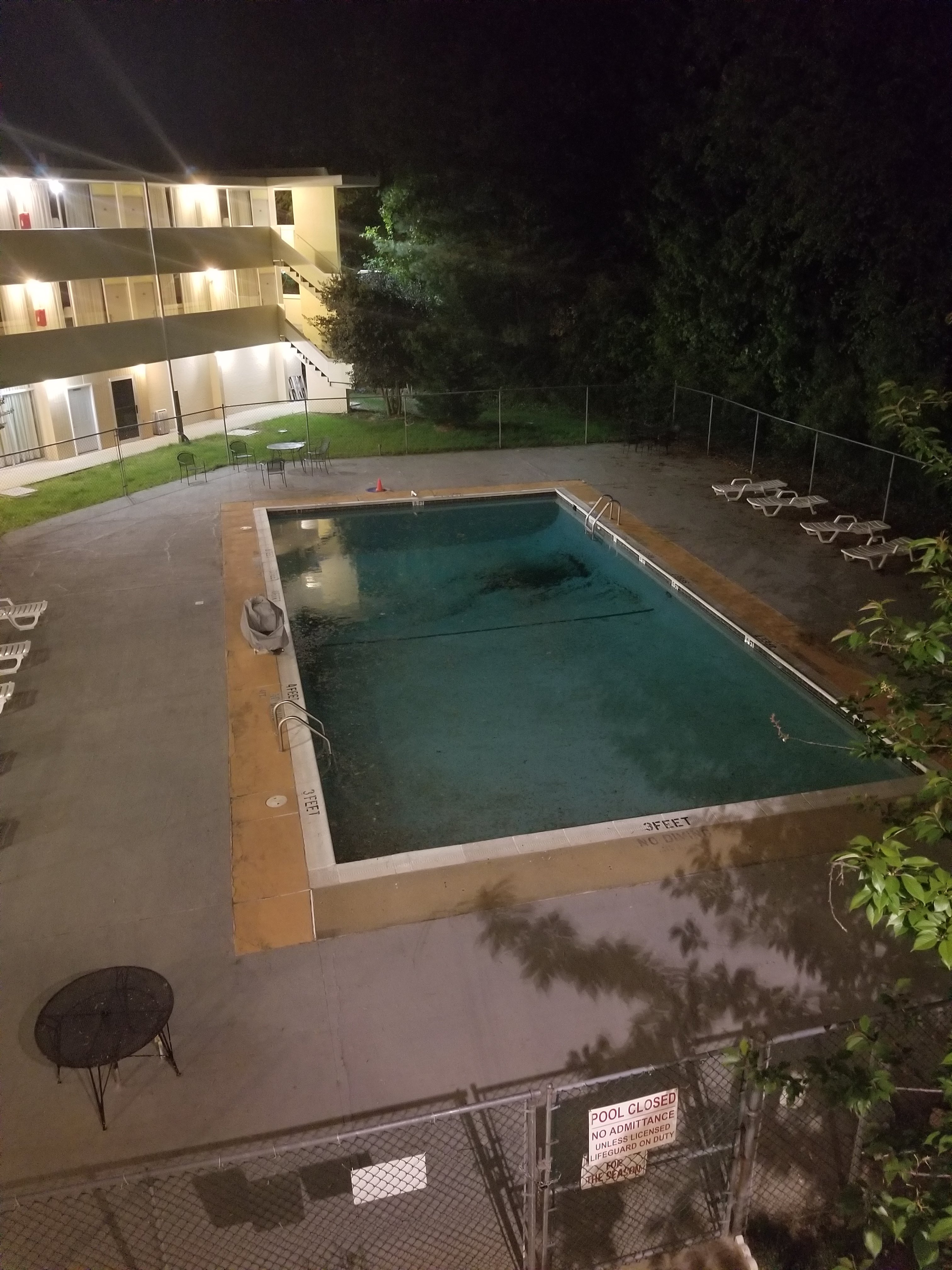 Days Inn by Wyndham Alexandria South-泳池