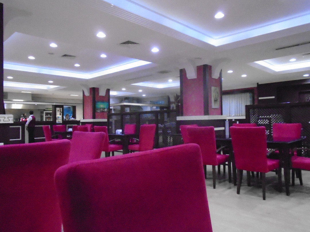 Qareh Kelisa餐馆和美食-Zumrud Cafe-Restaurant