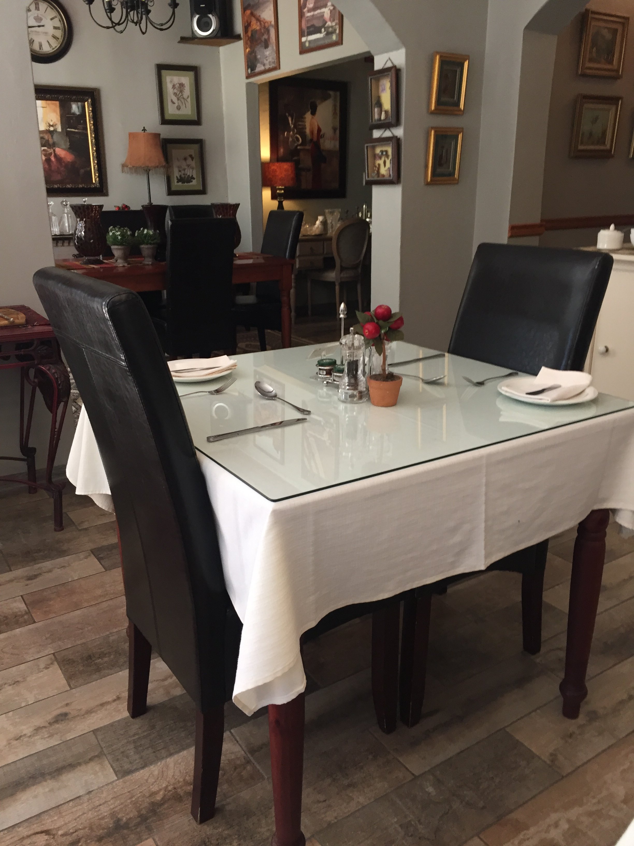 Farmhouse Lodge-餐饮