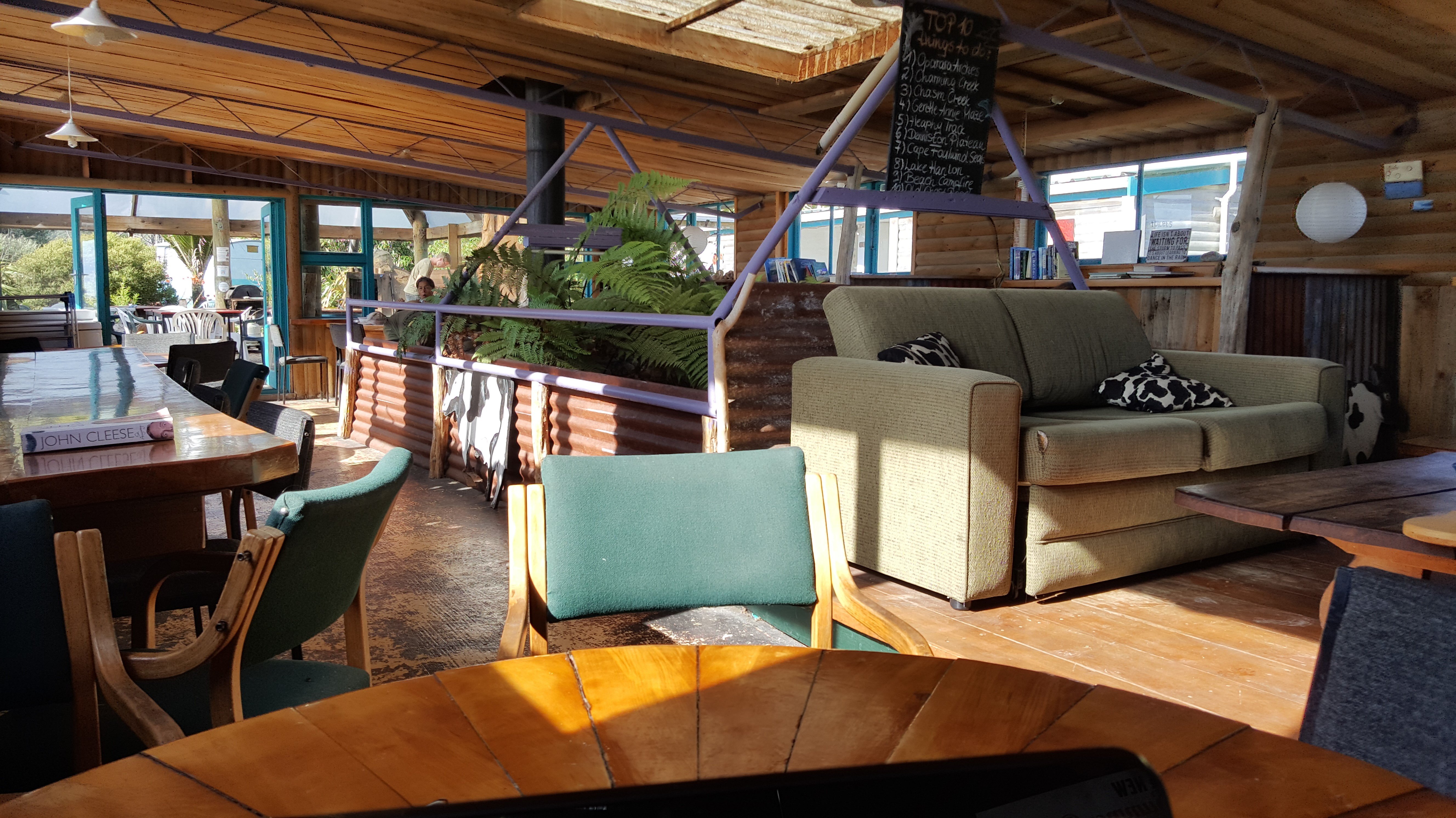 Gentle Annie Seaside Accommodation And Camping Ground-餐饮