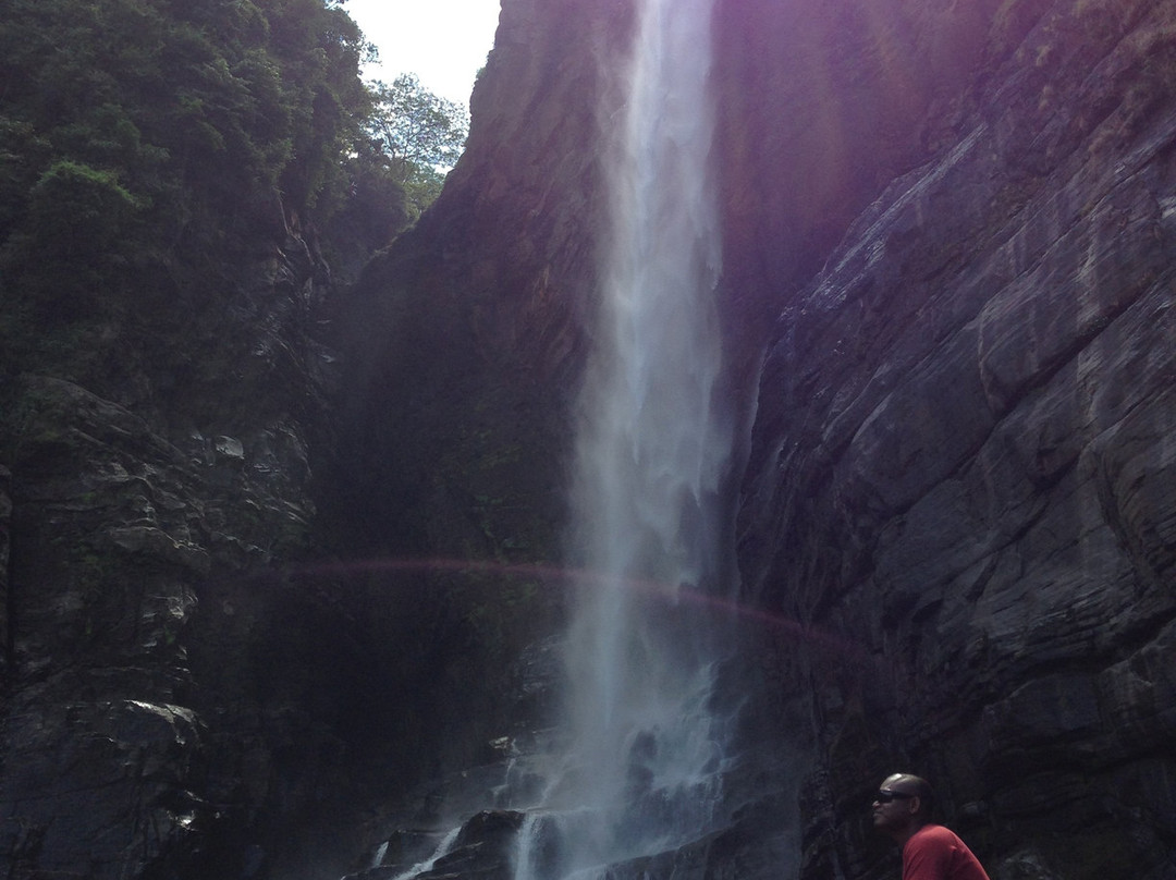 Laxapana Falls-哈顿必去景点