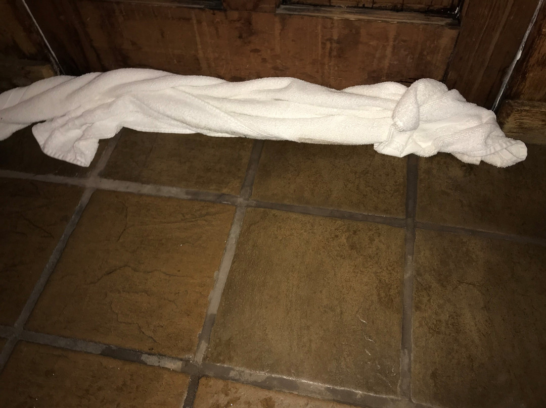 Bodega Harbor Inn主图