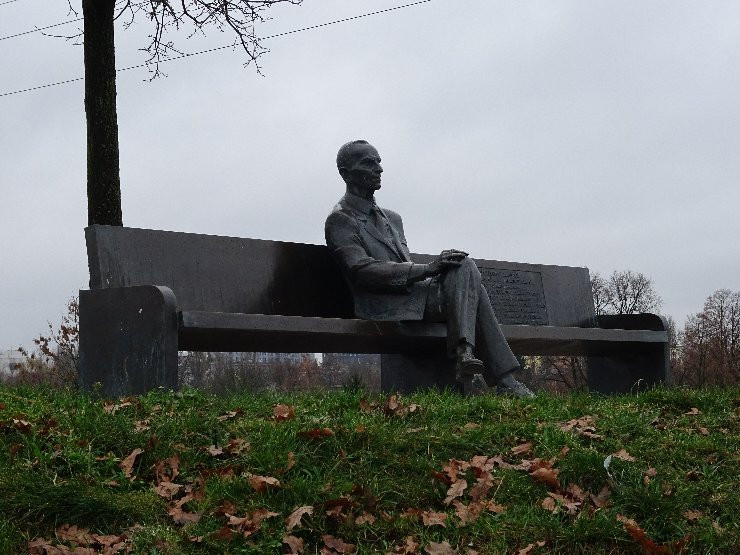 Park Ocalałych-罗兹必去景点