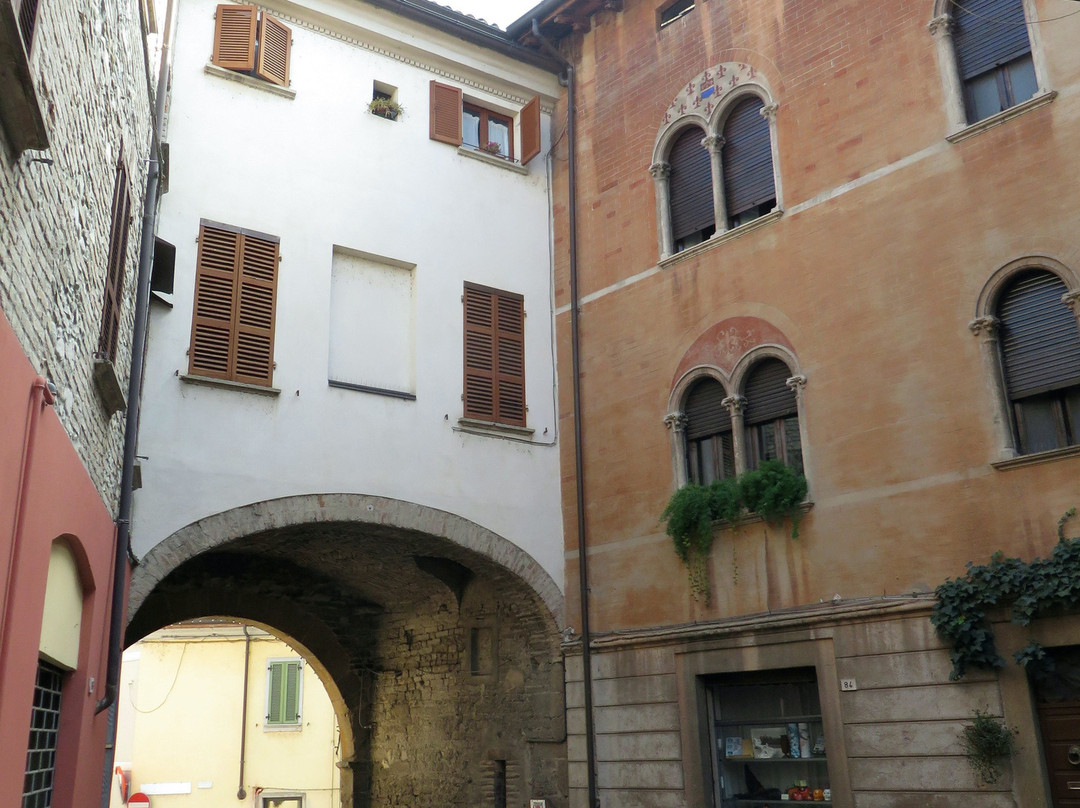 Porta di Monteguzzo景点图片