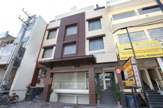 Hotel The 13een主图