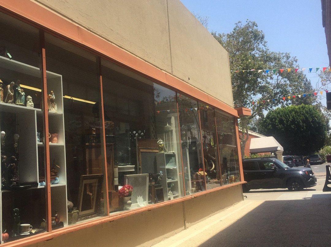 Orange Circle Antique Mall-橘子郡必去景点