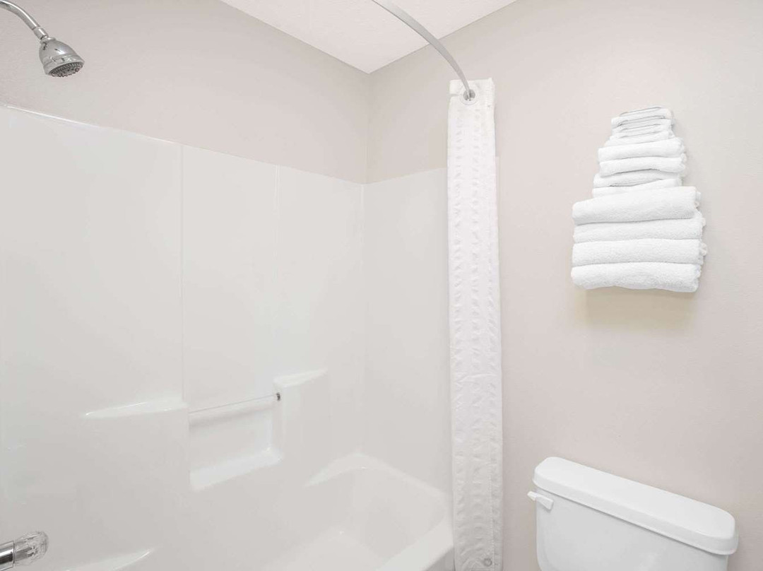 Super 8 by Wyndham Bethany MO主图