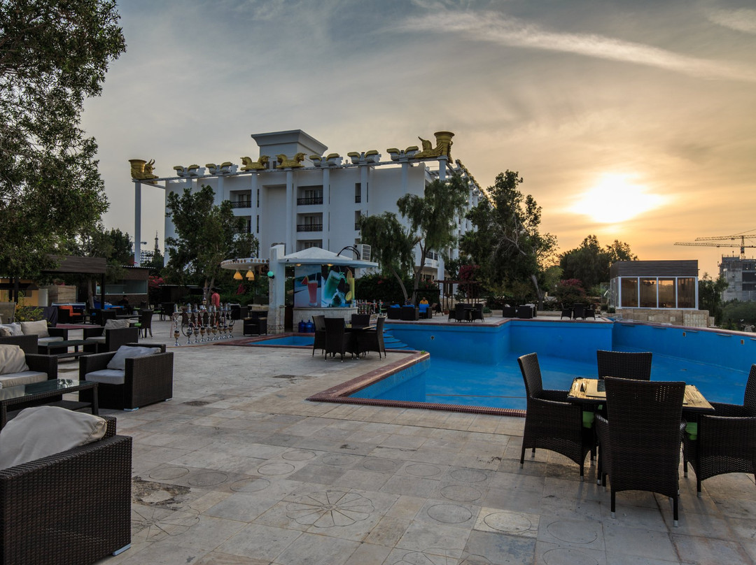 Dariush Grand Hotel主图