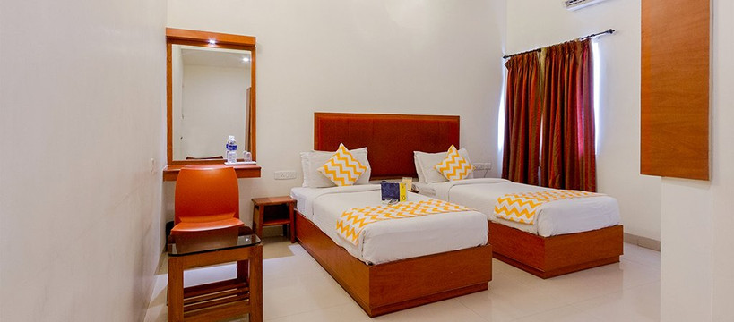 FabHotel Sam Residency主图