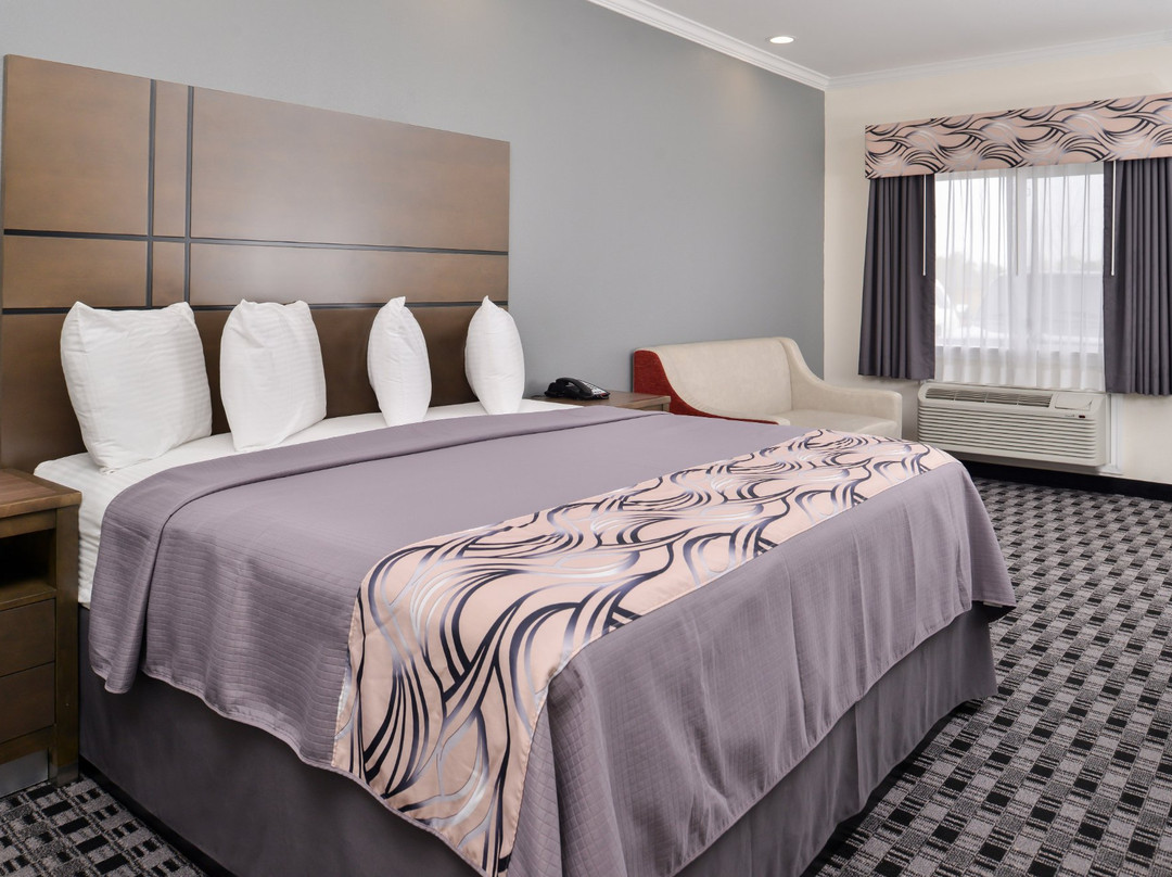 Americas Inn & Suites IAH North主图