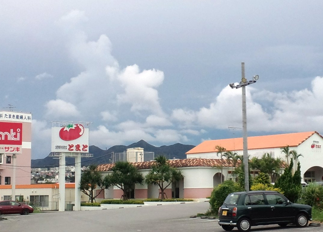 カラオケハウスとまと名護店