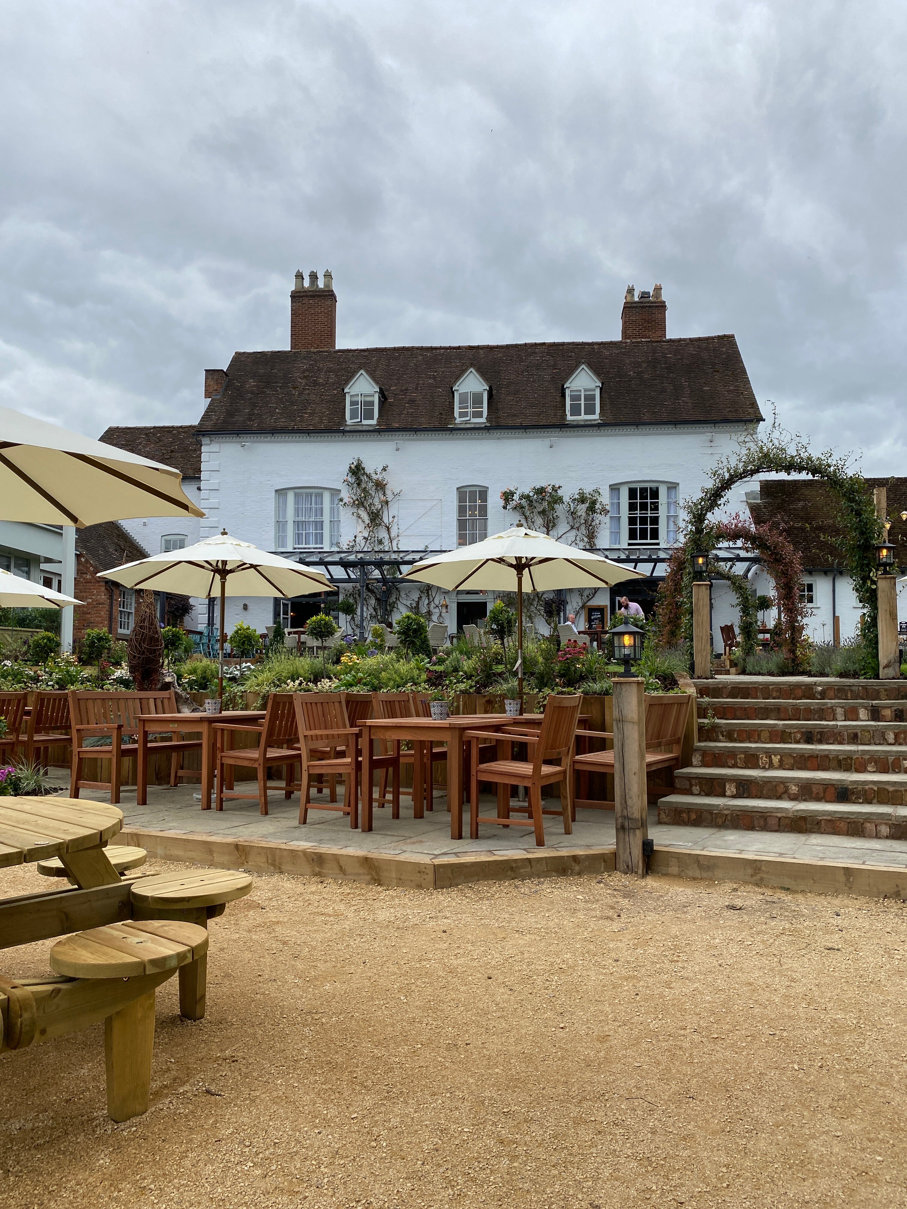 Riverside Inn Hotel-官方