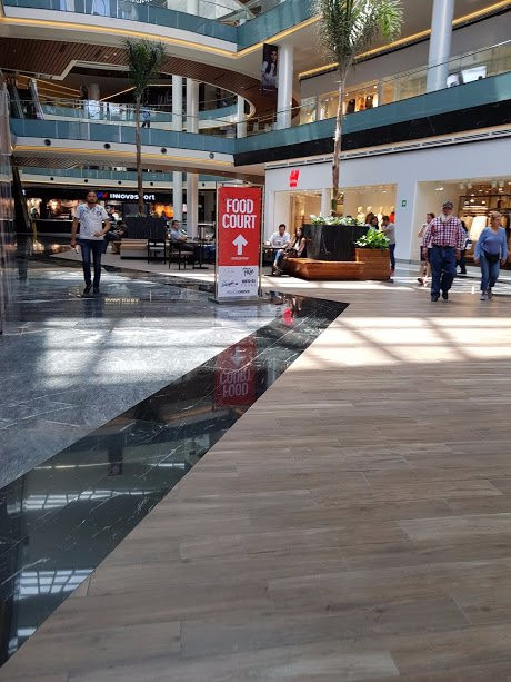 Fashion Drive-圣佩德罗加尔萨加西亚镇必去景点