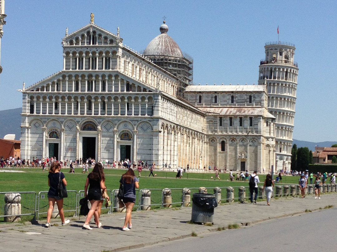 前卫镇斜塔-绥中县必去景点