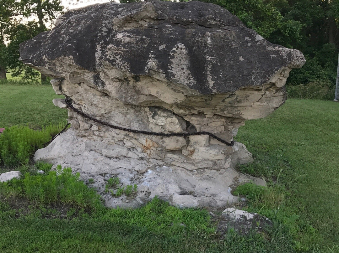 Devil's Rock景点图片