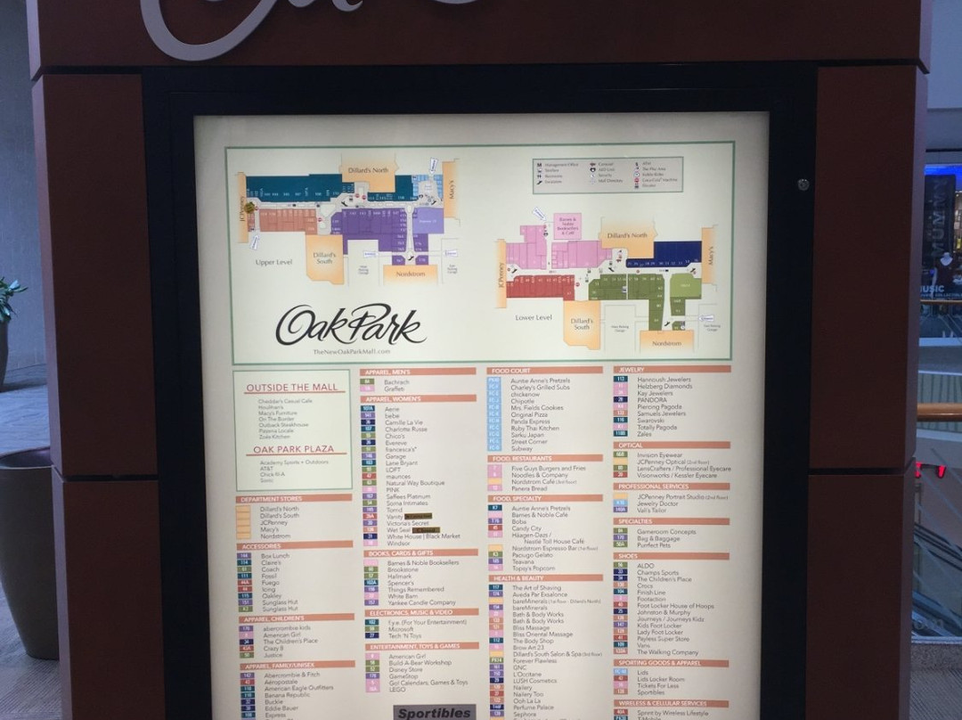 Oak Park Mall-欧弗兰帕克必去景点