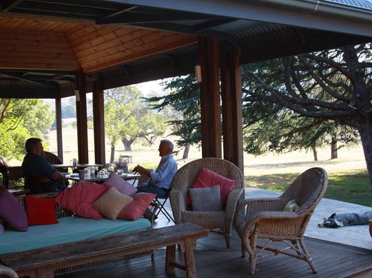 Duck'n Fishes Cafe & Bar