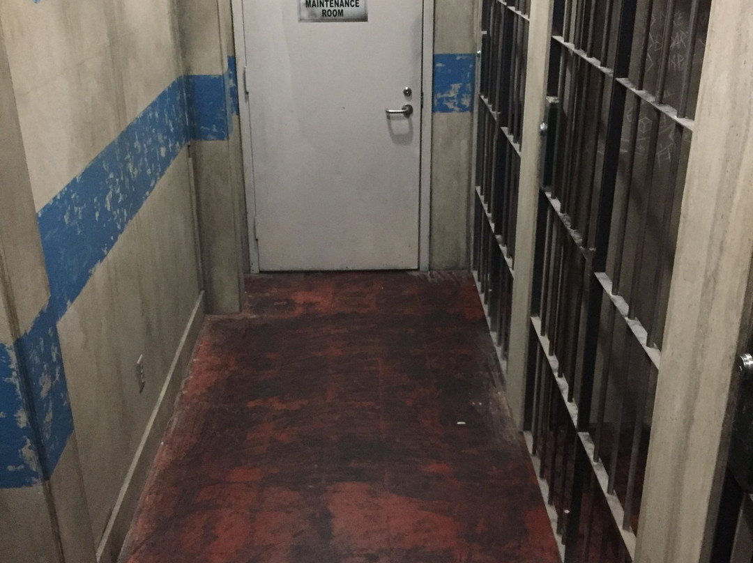 Erebus Escape-Pontiac必去景点