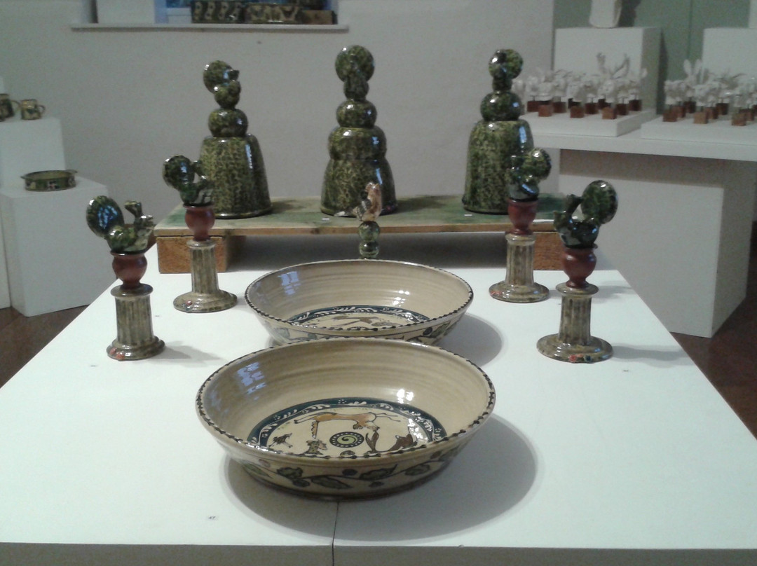 Willoughby Memorial Trust Gallery景点图片