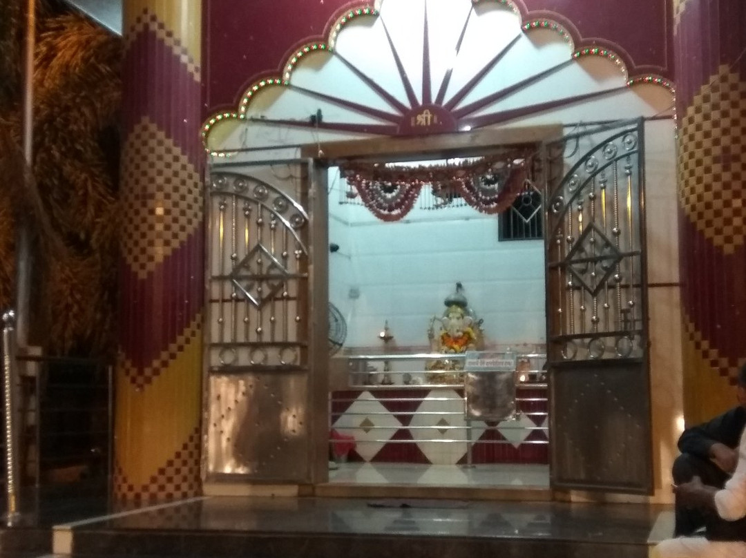 Kopar Khairane Holding Pond景点图片