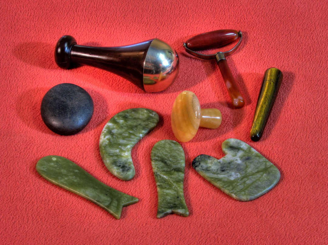 Healing with Bamboo and Stones-莱克福里斯特必去景点