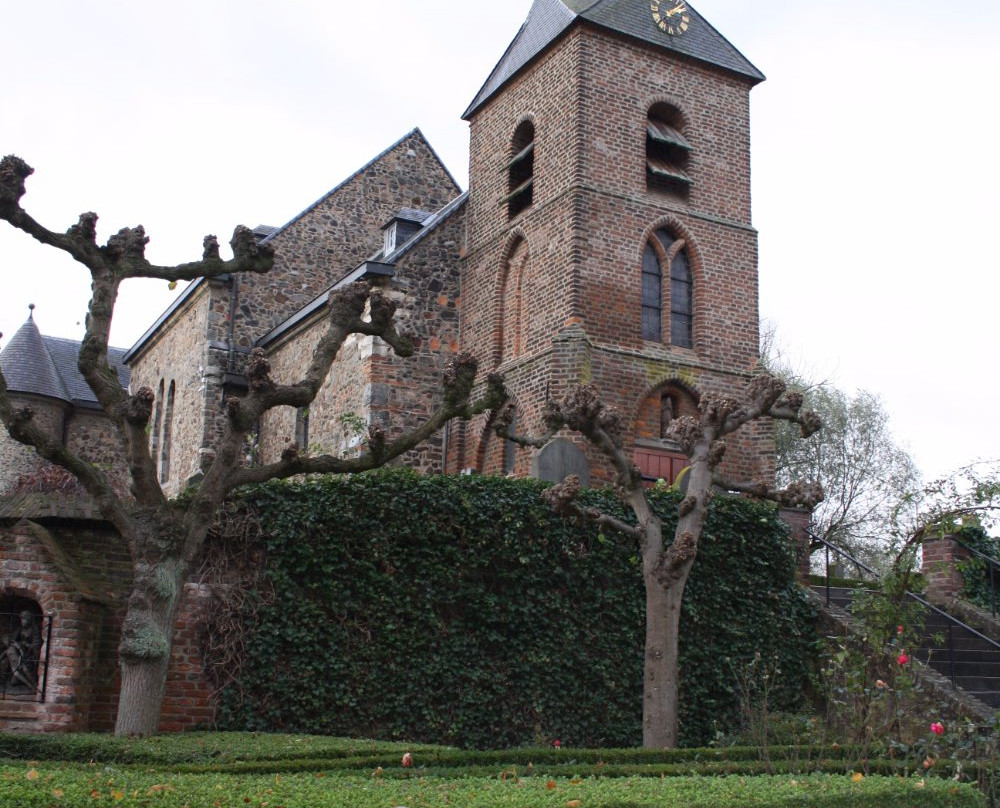 Sint Dionysiuskerkje景点图片