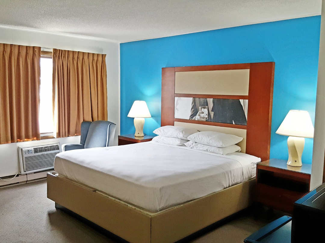 Country Hearth Inn Iron Mountain主图