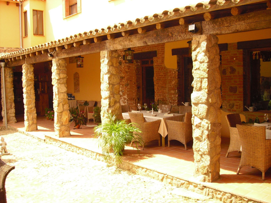 Puebla de la Calzada酒店住宿-Hotel Rural Cerro Príncipe