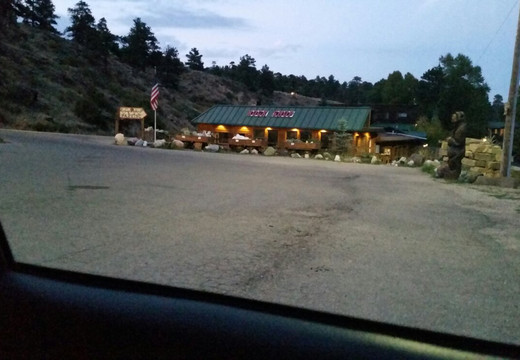 Red Rose Rock Shop & Dick's Rock Museum-埃斯蒂斯公园必去景点