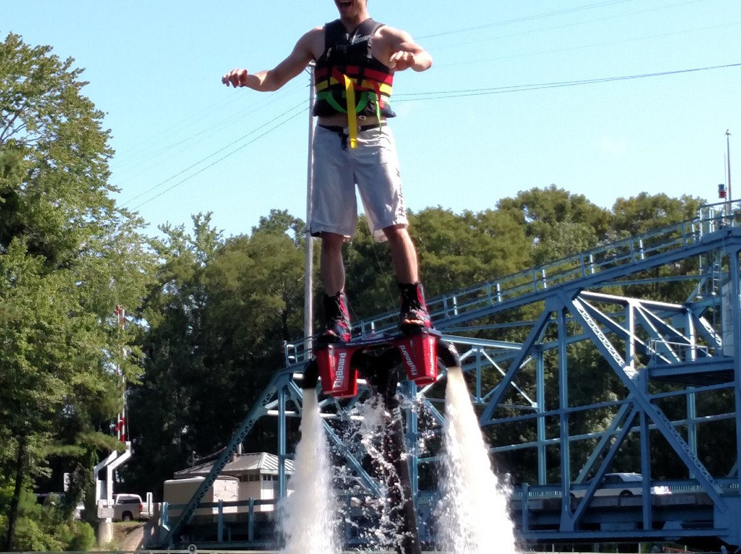 Lifted Flyboarding-美特尔海滩必去景点