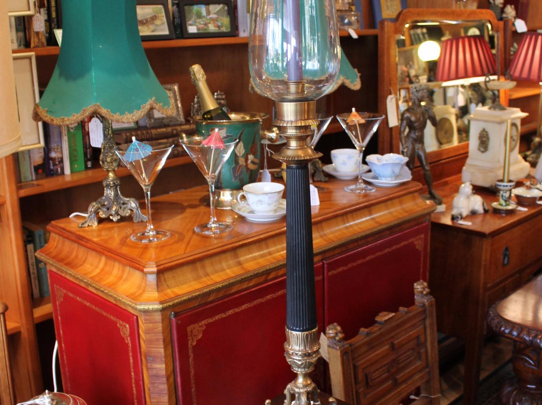 Coopers Antiques景点图片