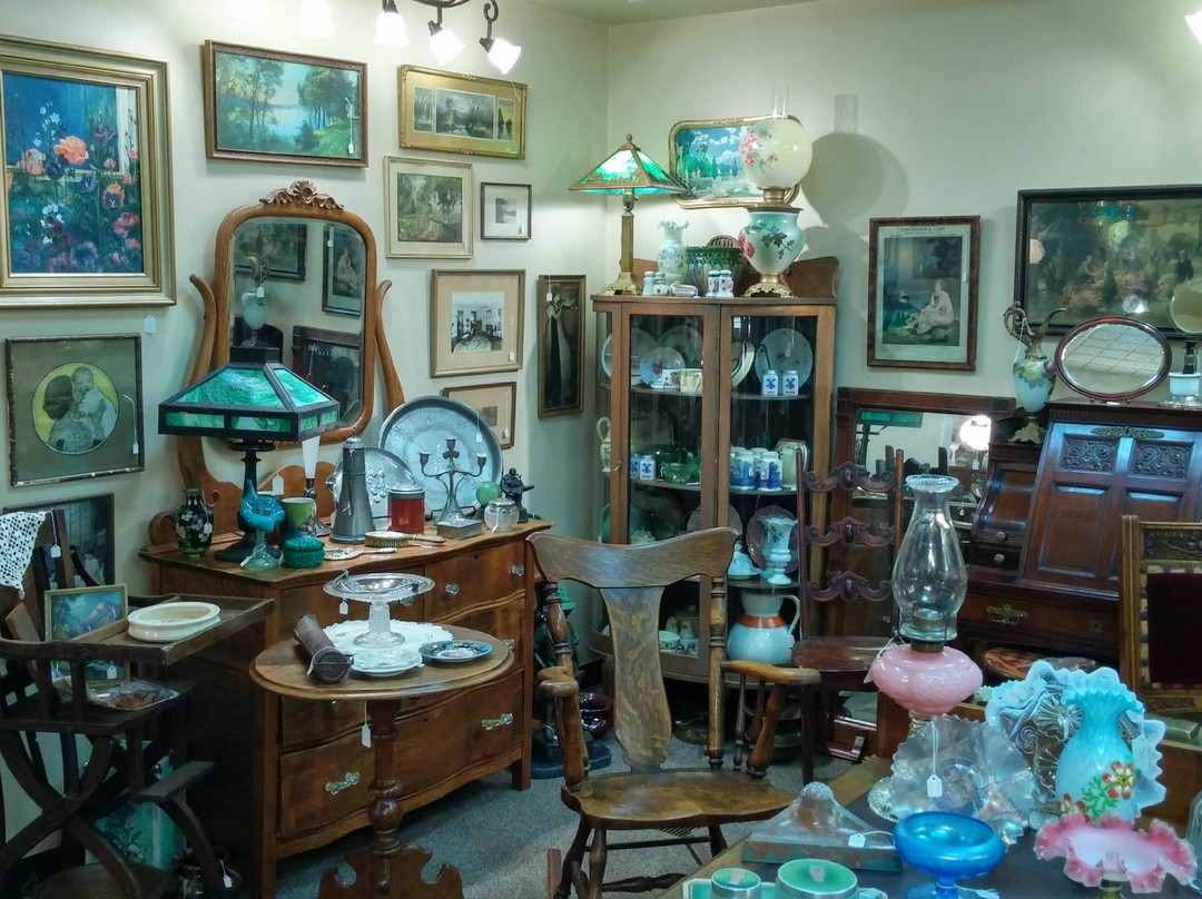 Paper Moon Antiques-恩波里亚必去景点