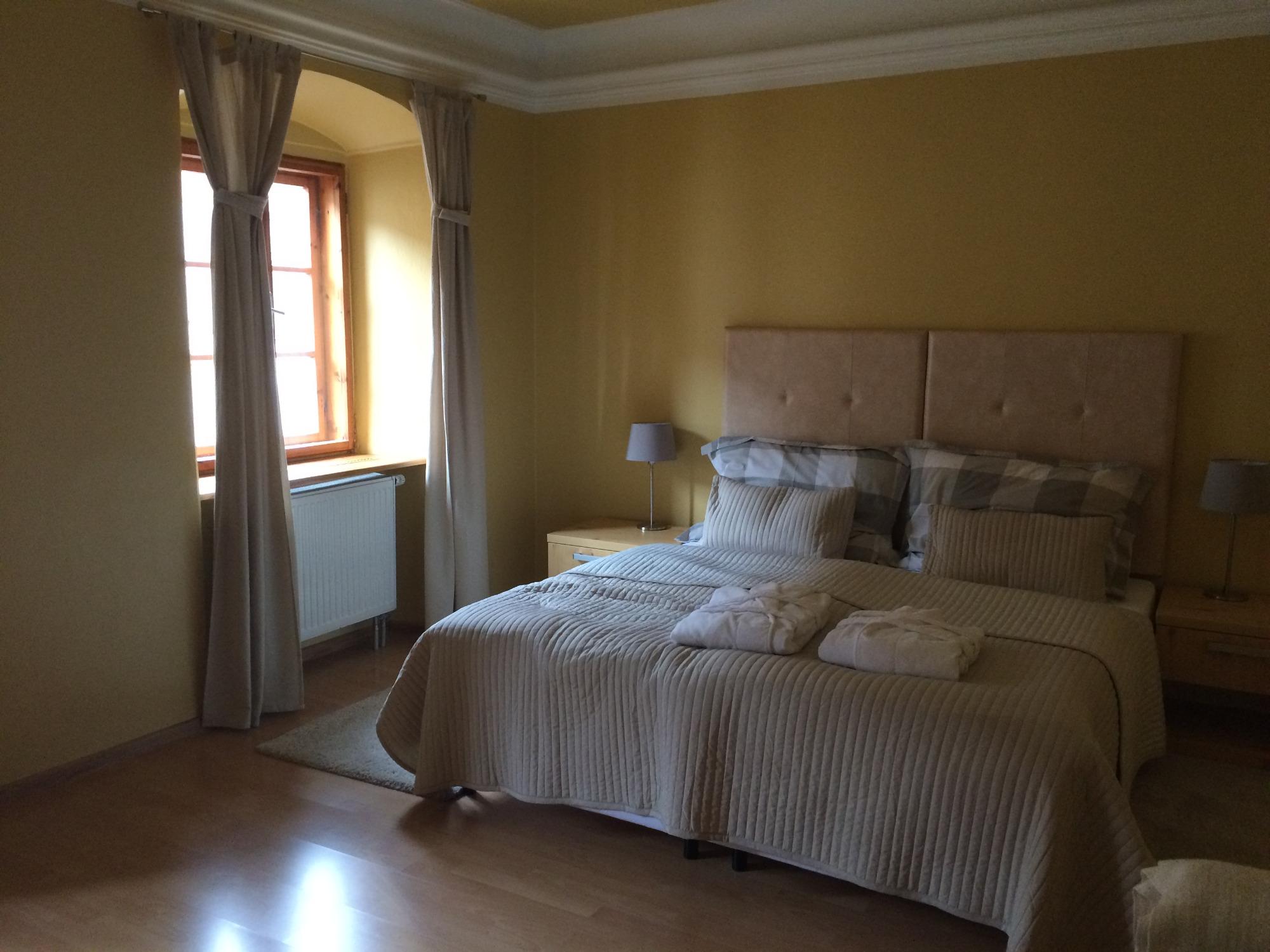Apartments and Suites Kremnica-客卧