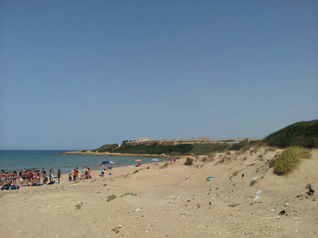 Spiaggia di Randello-Scoglitti必去景点