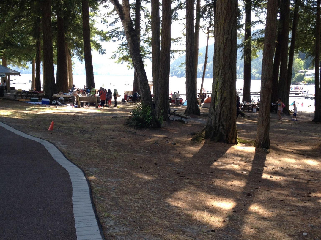 Cultus Lake景点图片
