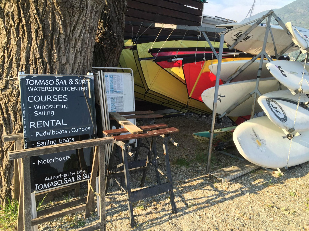 Tomaso Sail & Surf景点图片