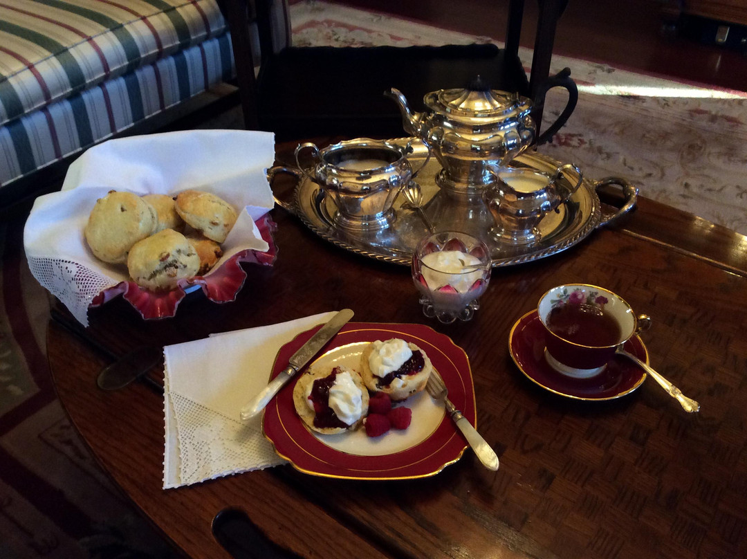 John L. Stam House主图