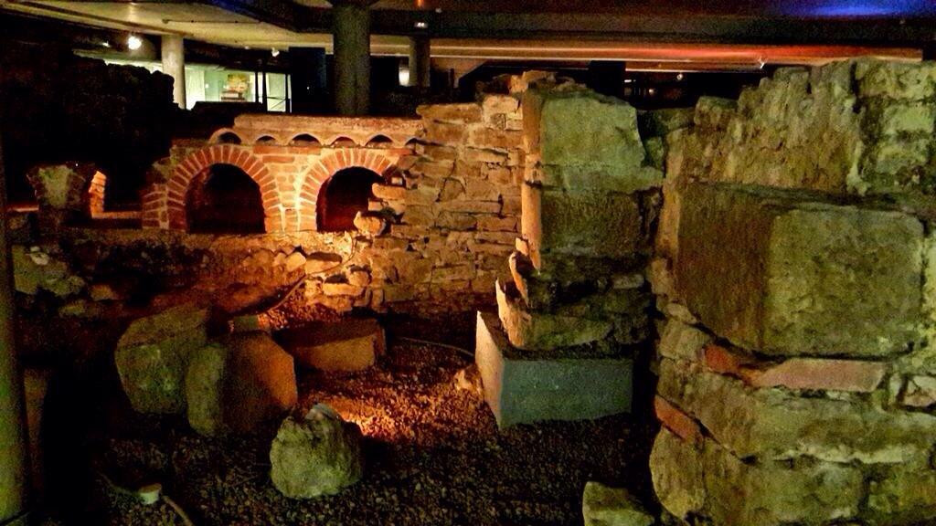 Termas Romanas de Campo Valdes-希洪必去景点