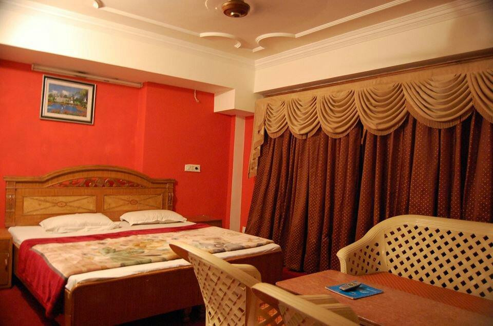 Abhi International Hotel