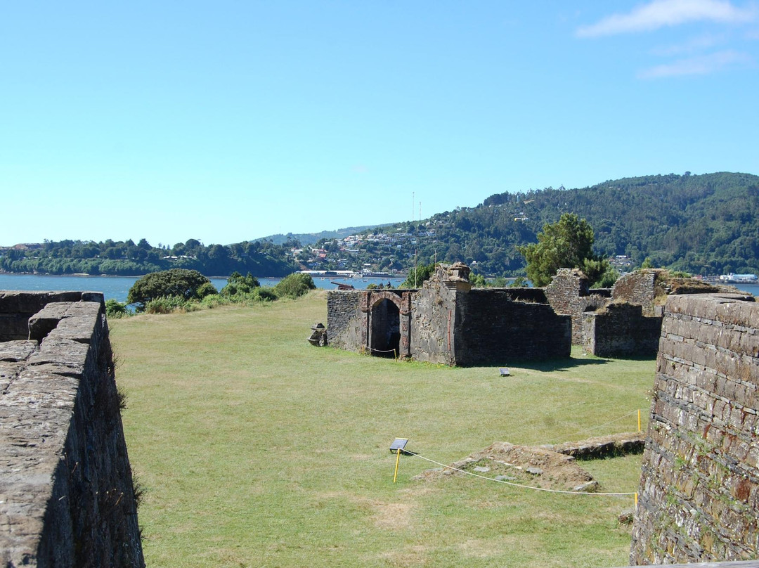 Castillo San Pedro Alcantara-瓦尔迪维亚必去景点