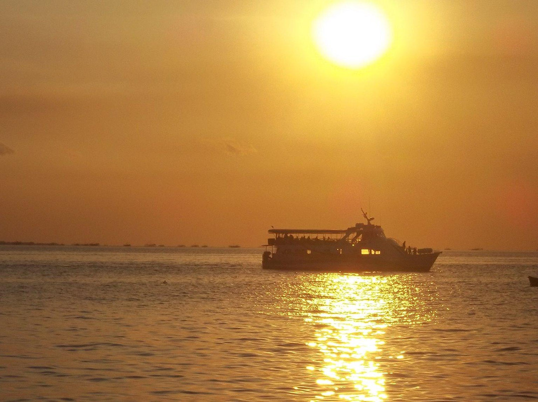 Sunrise Apartelle主图