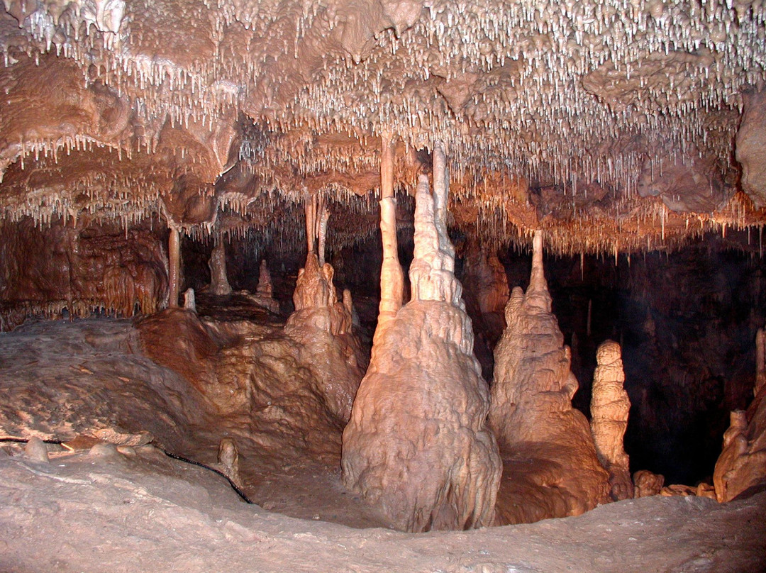 Cave Balcarka-Ostrov u Macochy必去景点