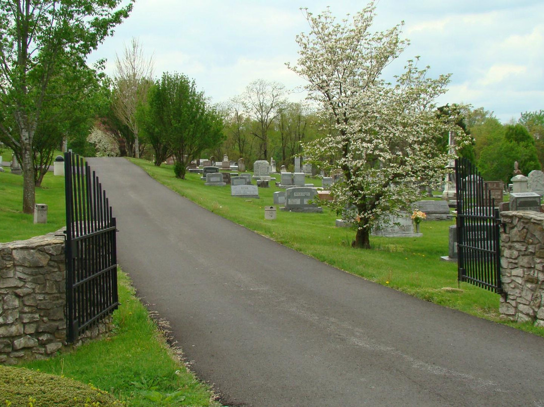 Elizabethtown City Cemetery-伊丽莎白敦必去景点