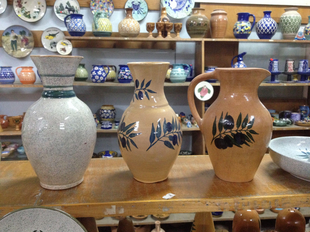 Dizayn 74 Pottery-克利尼亚必去景点