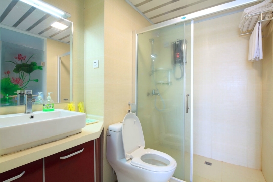 三亚牧海海景民宿（三亚湾海月广场店）-浴室