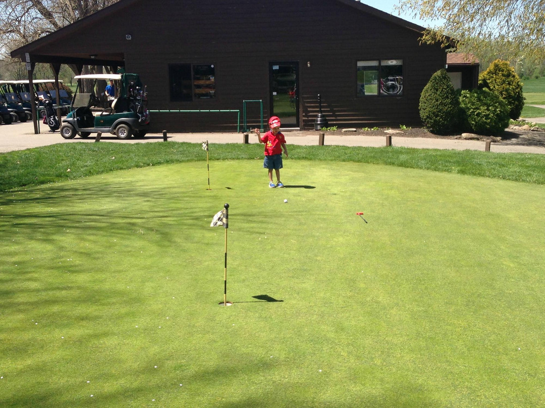Willowbrook Golf Course & Resturant景点图片