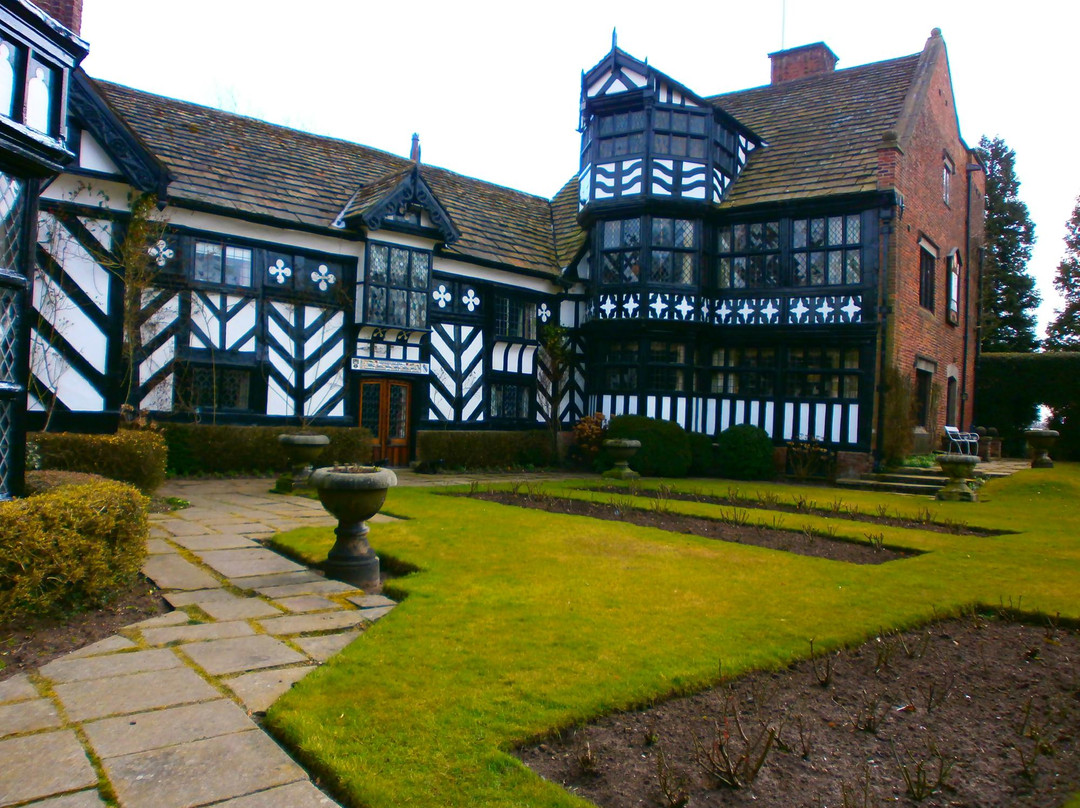 Gawsworth Hall景点图片