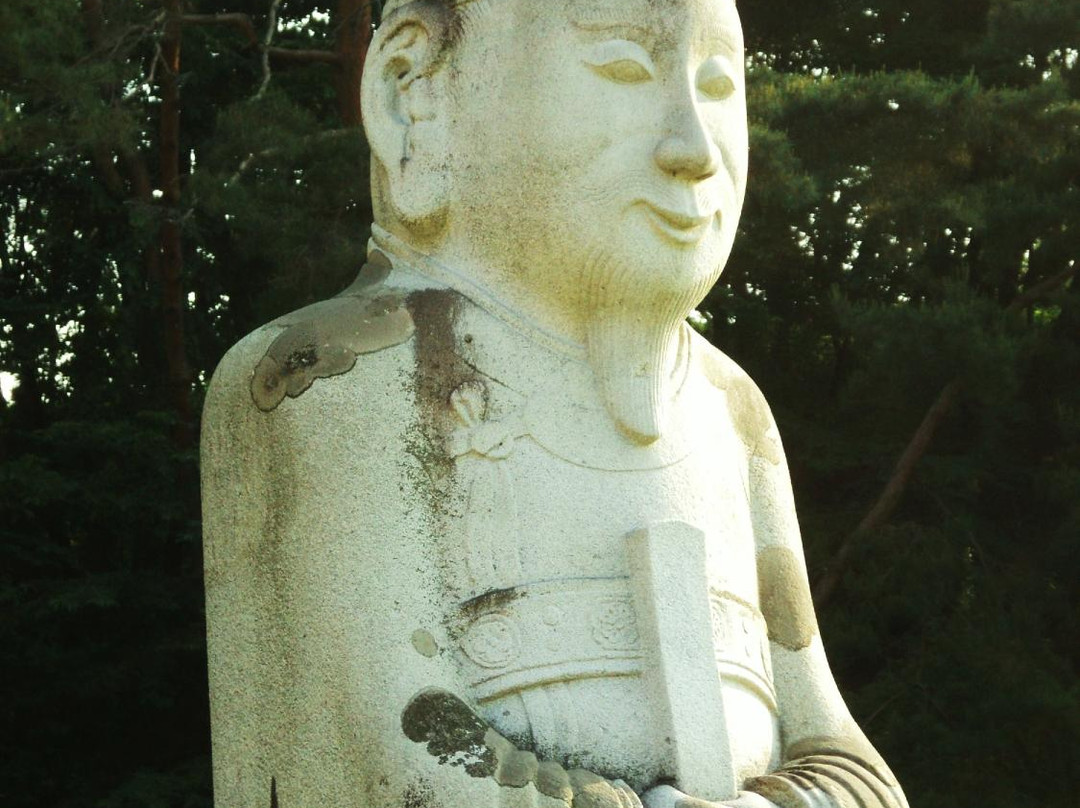 Hongneung and Yureung Royal Tombs-南杨州市必去景点